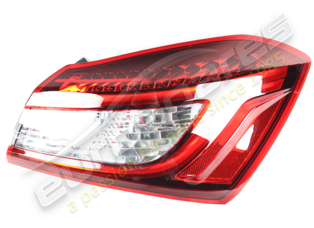 new maserati rear rh fixed tail light. part number 670106743 (1)