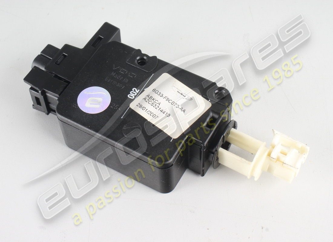 USED Aston Martin ACTUATOR-FUEL FILLER . PART NUMBER 4G433710067 (1)