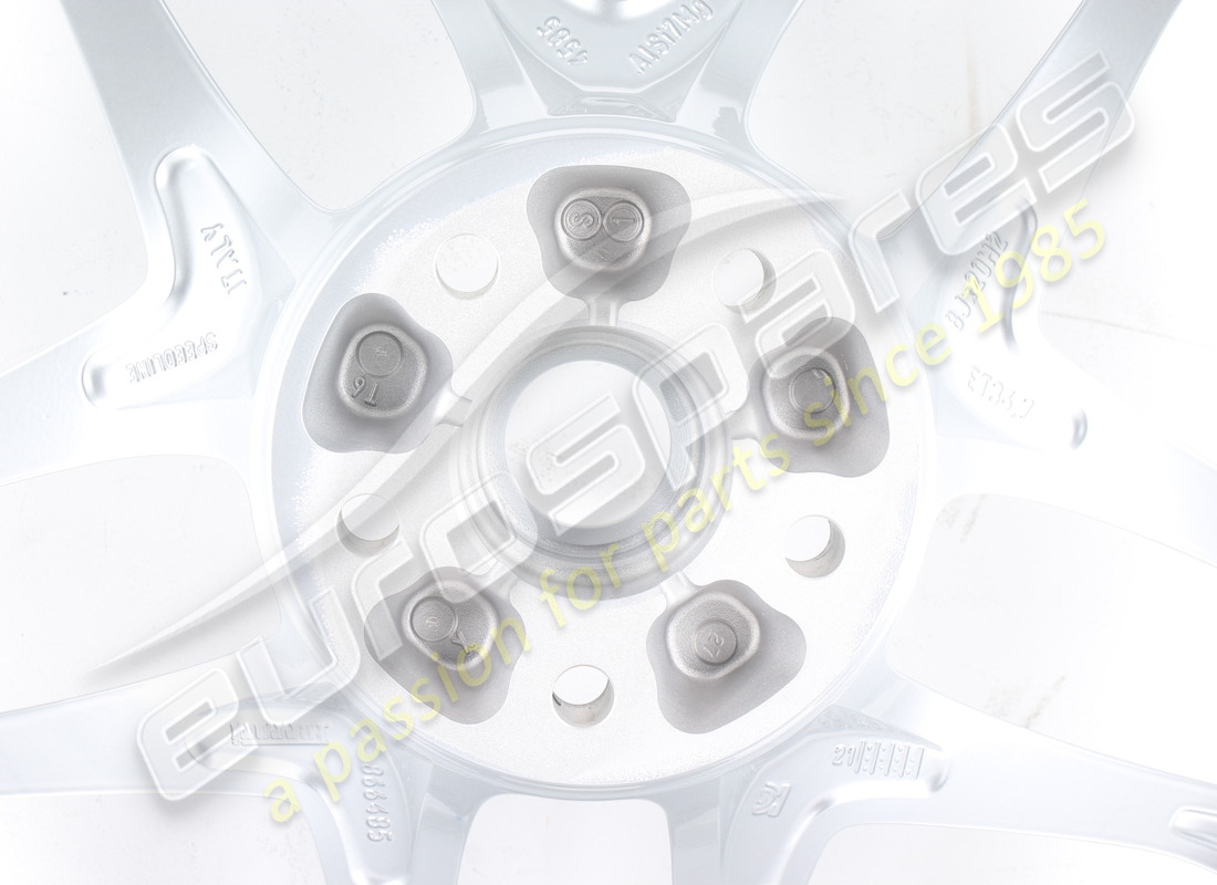 RECONDITIONED FERRARI FRONT WHEEL. PART NUMBER 881320 (5) reconditioned ferrari front wheel. part number 881320 (5)