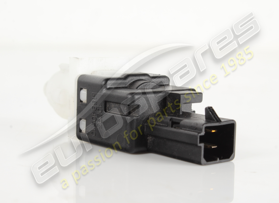 used ferrari push-button switch. part number 201957 (3)