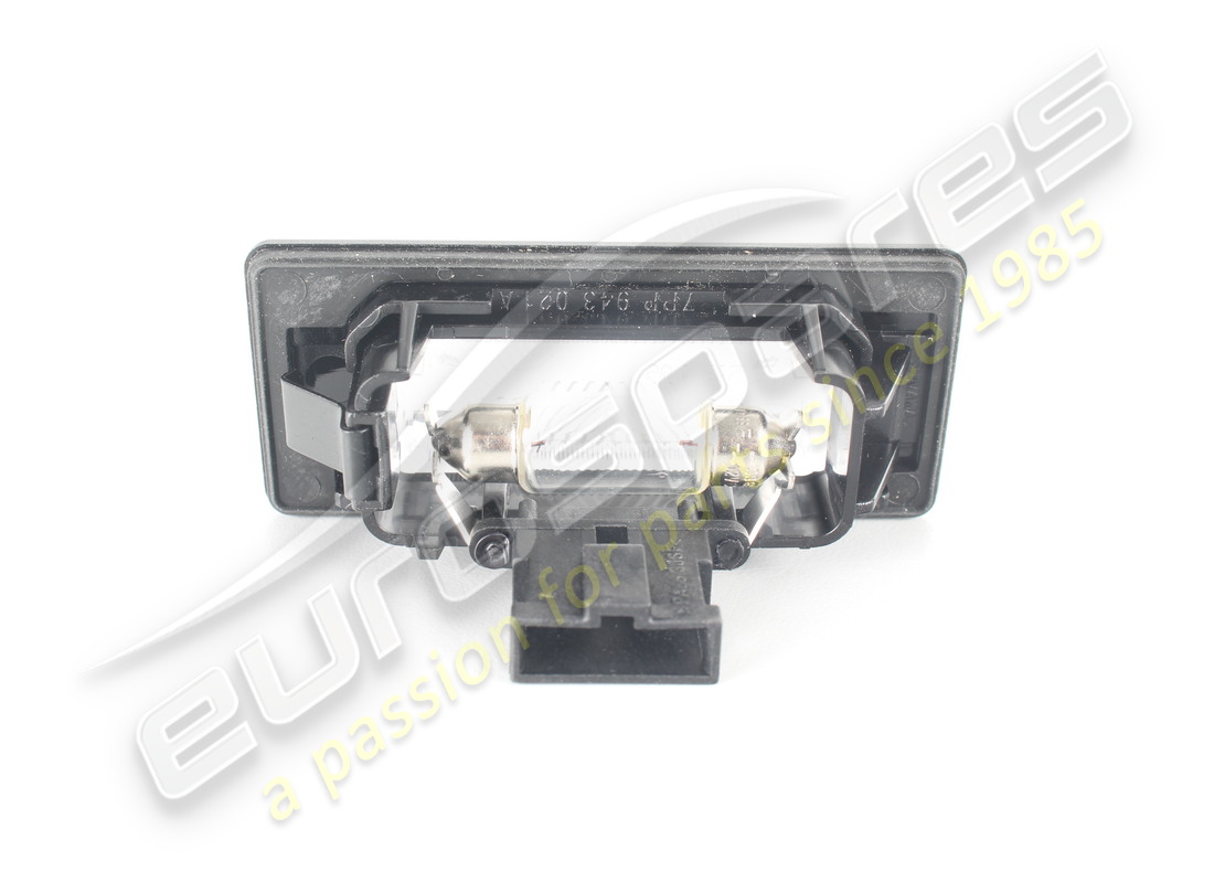 new porsche licence plate light. part number 958943021a (2)