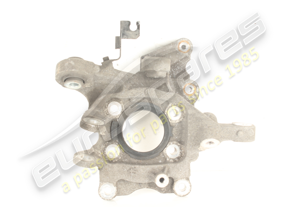 used maserati complete rh rear hub holder. part number 670036903 (2)
