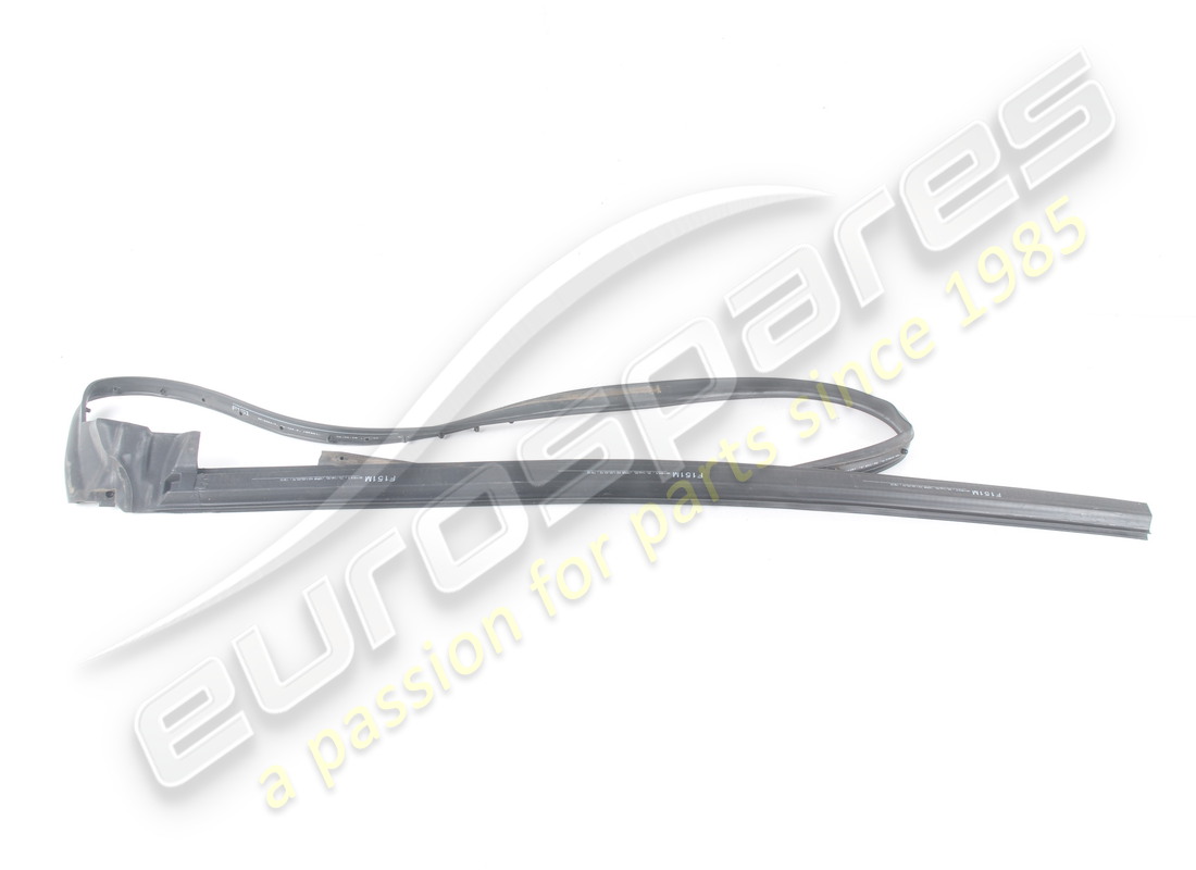 USED FERRARI INTERNAL RH WINDOW SCRAPER S . PART NUMBER 86871700 (1)