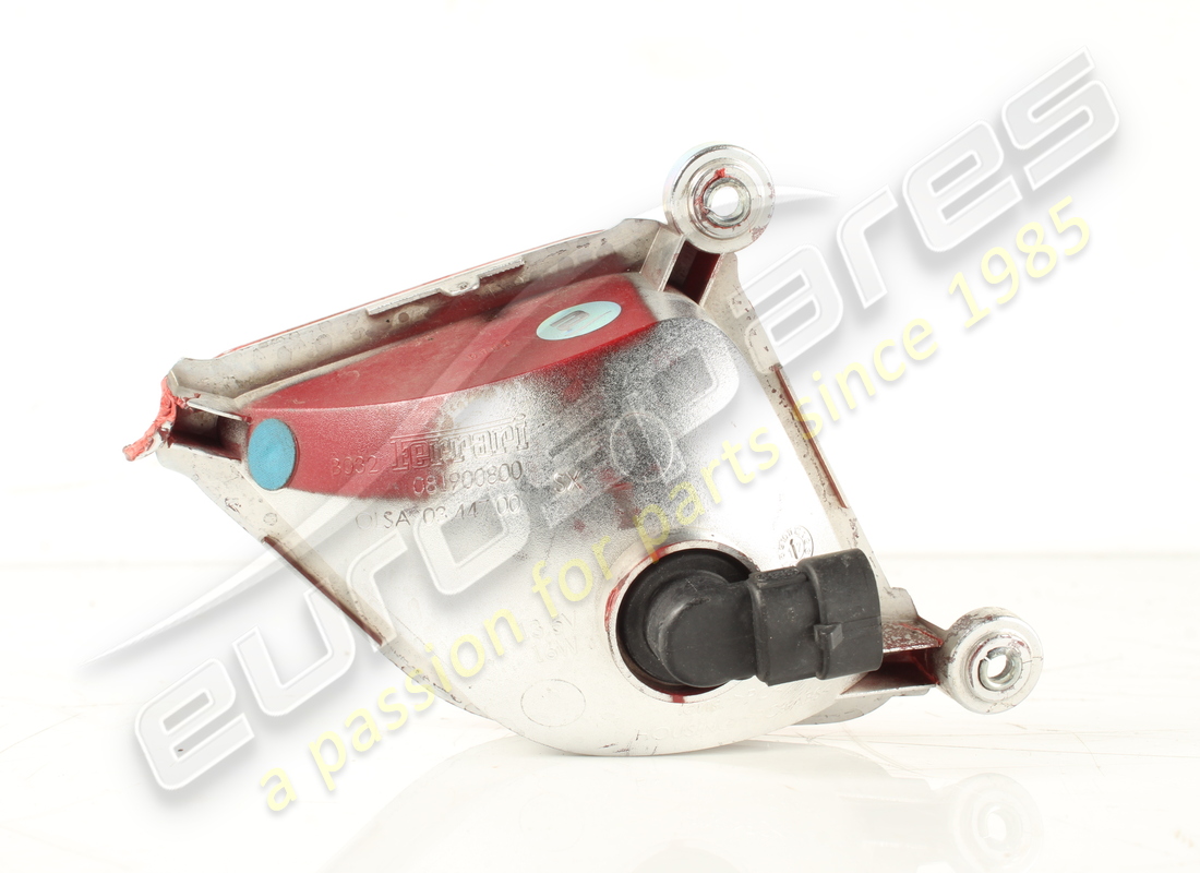 damaged ferrari lh rear fog light. part number 81900800 (2)