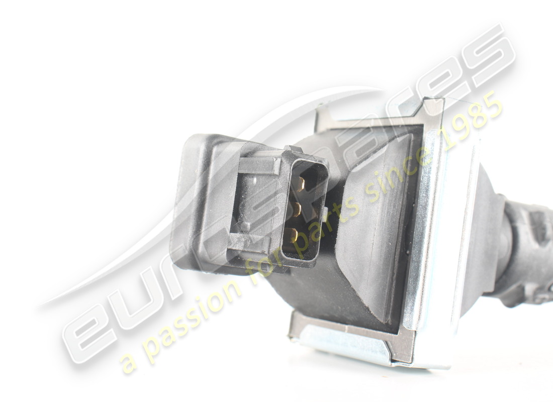 NEW BOSCH IGNITION COIL. PART NUMBER 571084200 (2) new bosch ignition coil. part number 571084200 (2)