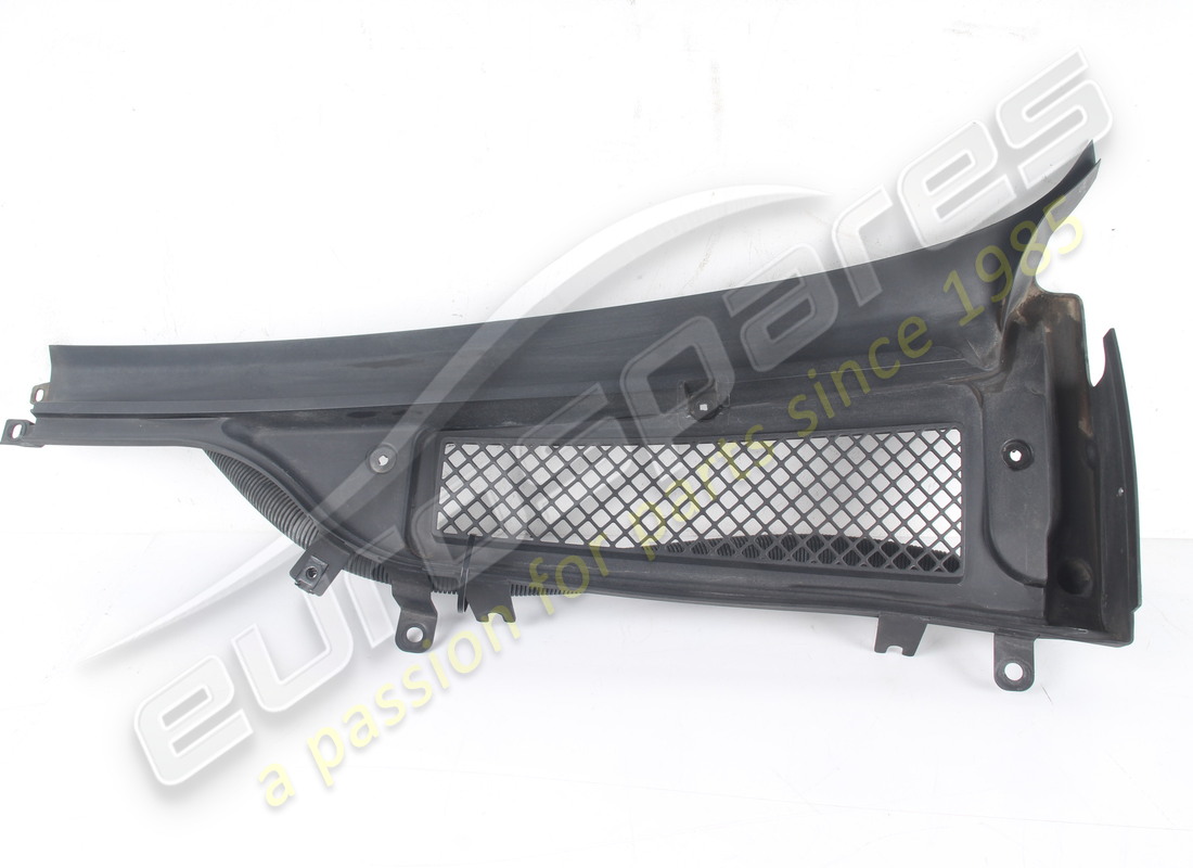 used ferrari complete lh underwindscreen tr. part number 769800 (2)