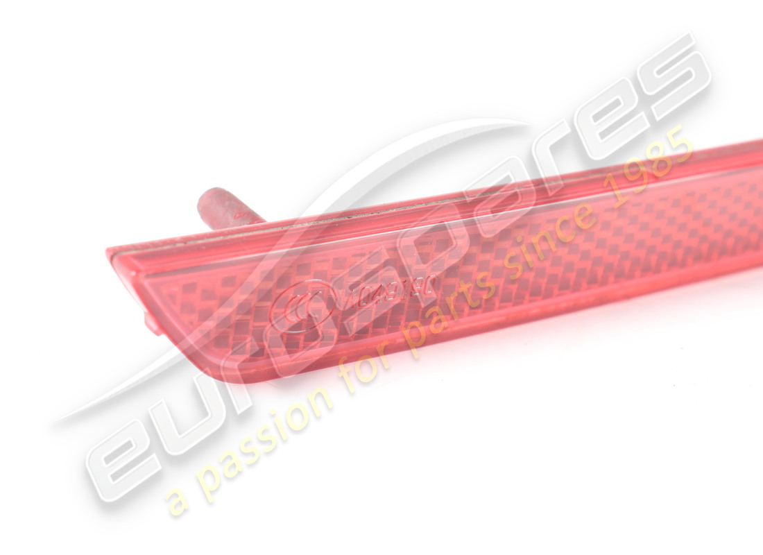 USED FERRARI LH REFLECTOR. PART NUMBER 84806900 (5) used ferrari lh reflector. part number 84806900 (5)
