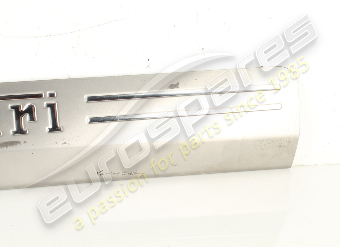 USED FERRARI RH KICKPLATE. PART NUMBER 81361800 (2) used ferrari rh kickplate. part number 81361800 (2)