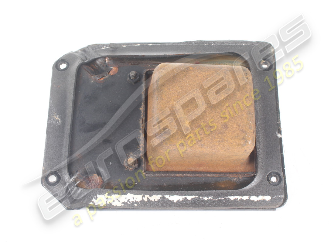 USED MASERATI COMPLETE PLATE ON TUNNEL. PART NUMBER 365209151 (6) used maserati complete plate on tunnel. part number 365209151 (6)