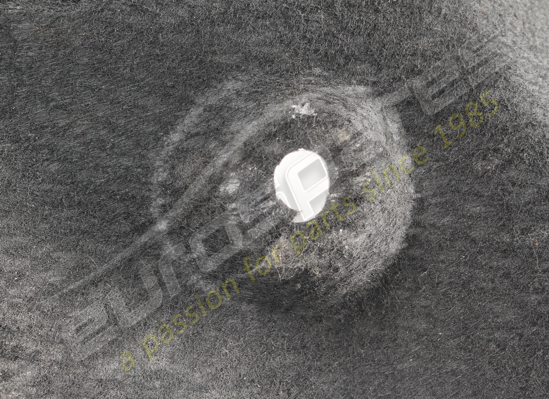 damaged ferrari riparo v.ruota ant. parte an. part number 88064400 (6)