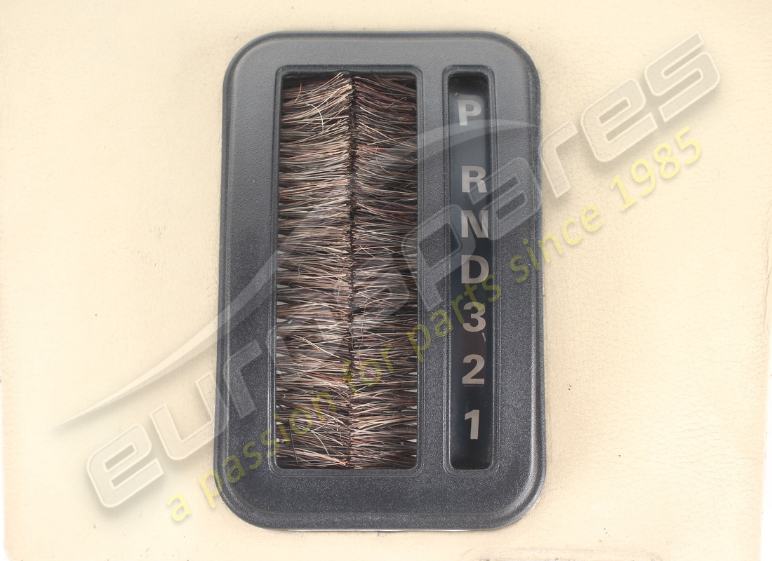 used maserati lever panel. part number 378951417 (4)