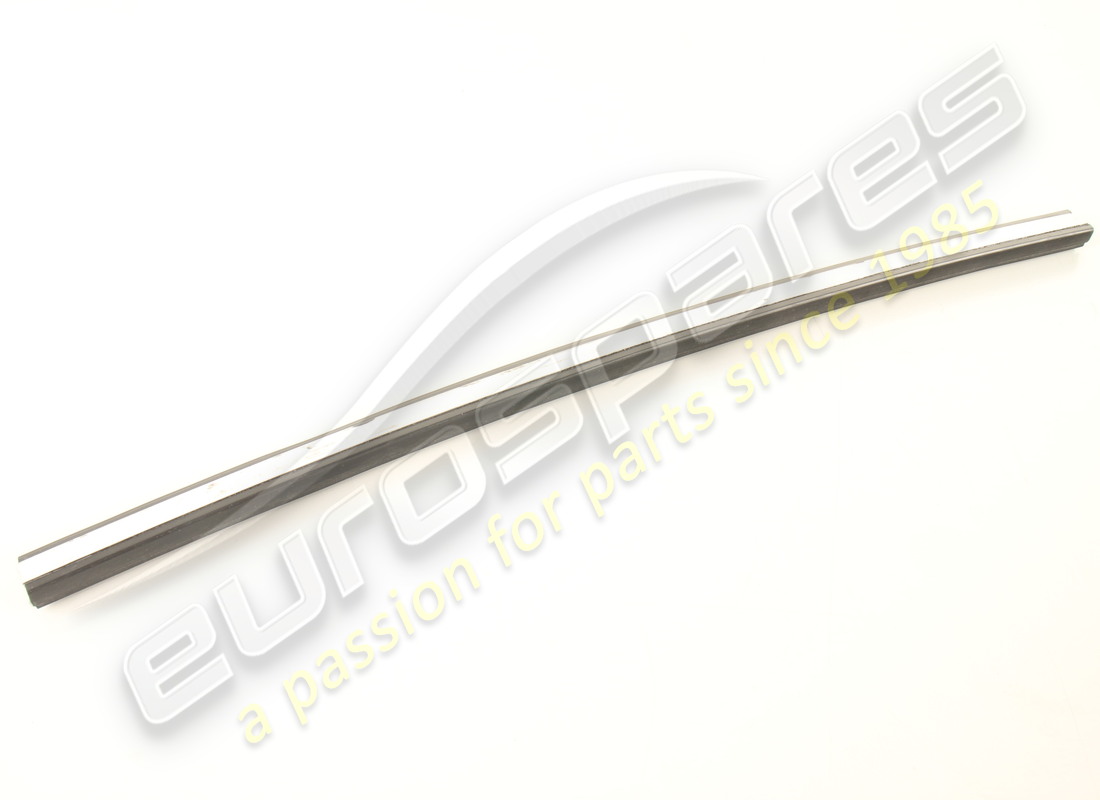 new eurospares lh front quarter light rubber. part number 20065108 (2)