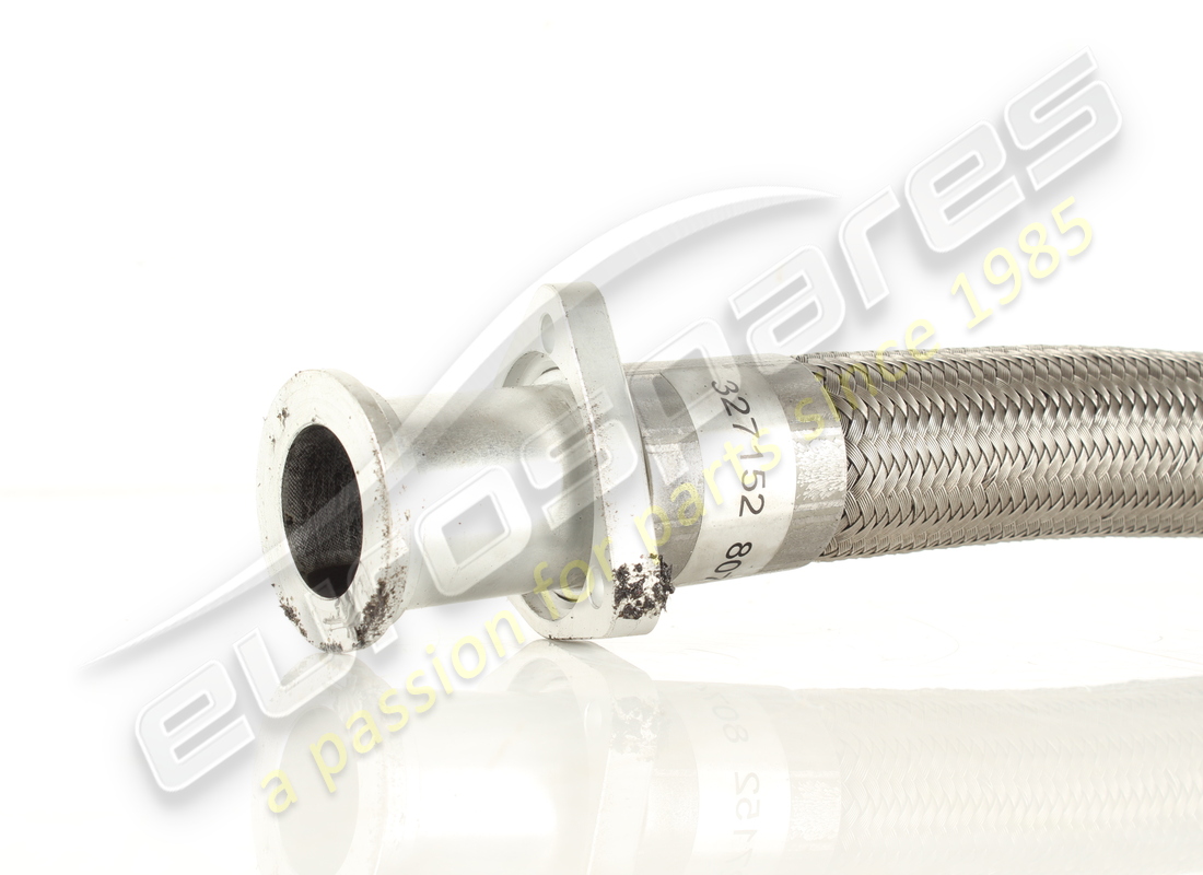 used ferrari oil pipe from reservoir to d. part number 327152 (3)
