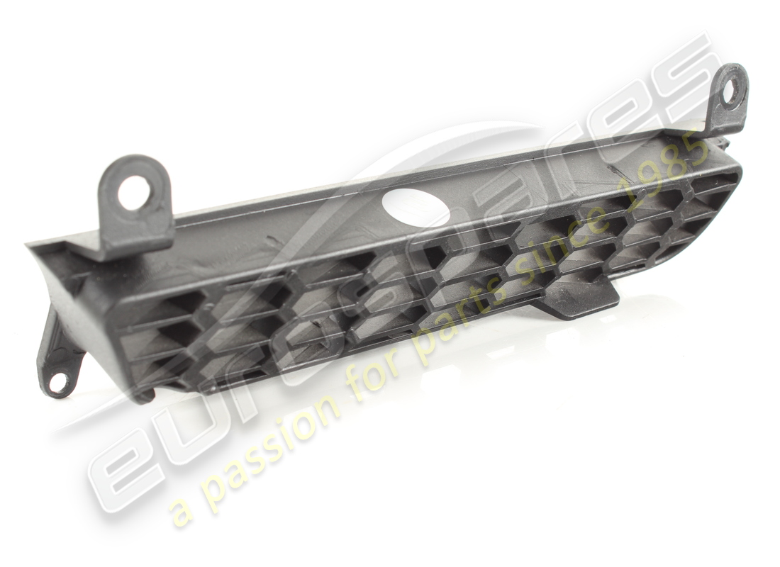 used ferrari central diffuser surround. part number 88605000 (2)