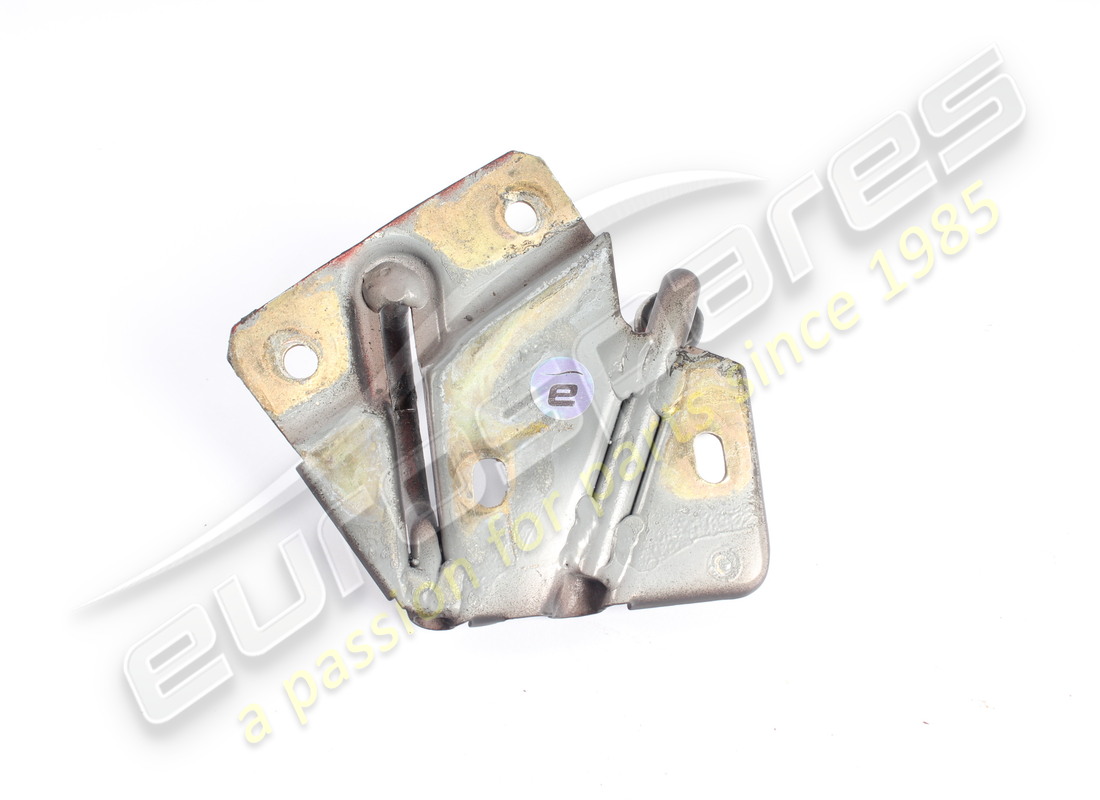 used ferrari lh lock striker. part number 61571800 (2)
