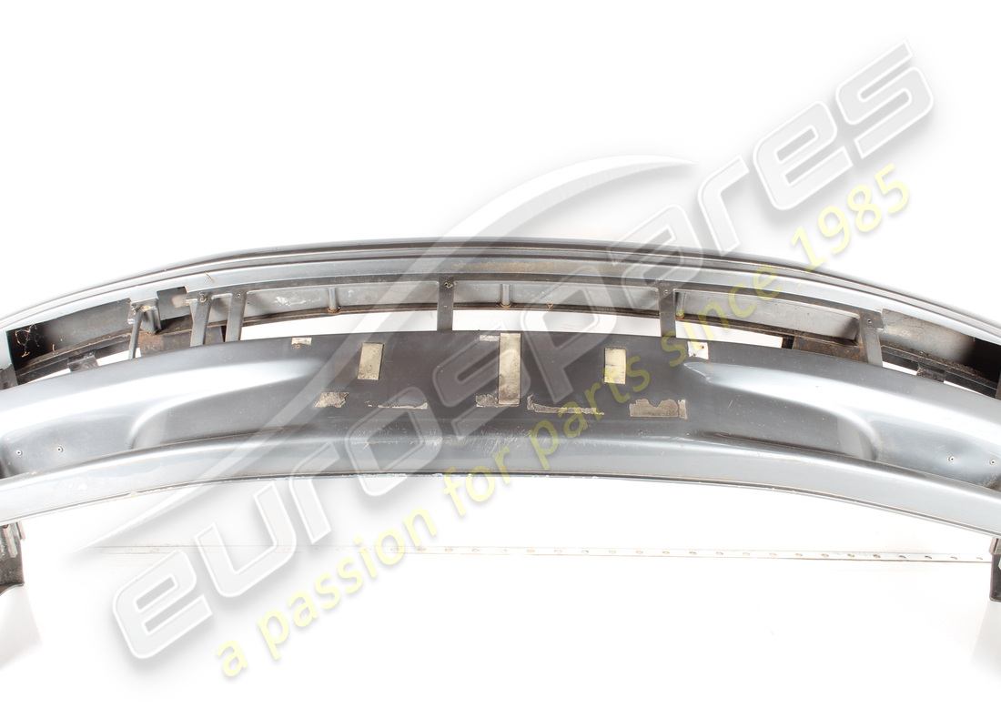 used maserati complete front bumper. part number 376380102 (4)