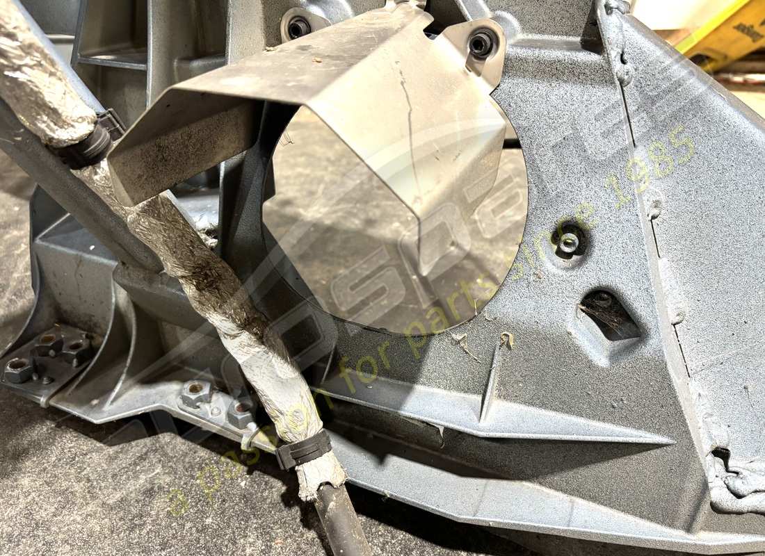damaged ferrari rear subframe. part number 985280290 (11)
