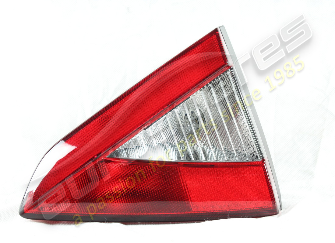 new maserati rh rear light mobile side. part number 285757 (2)