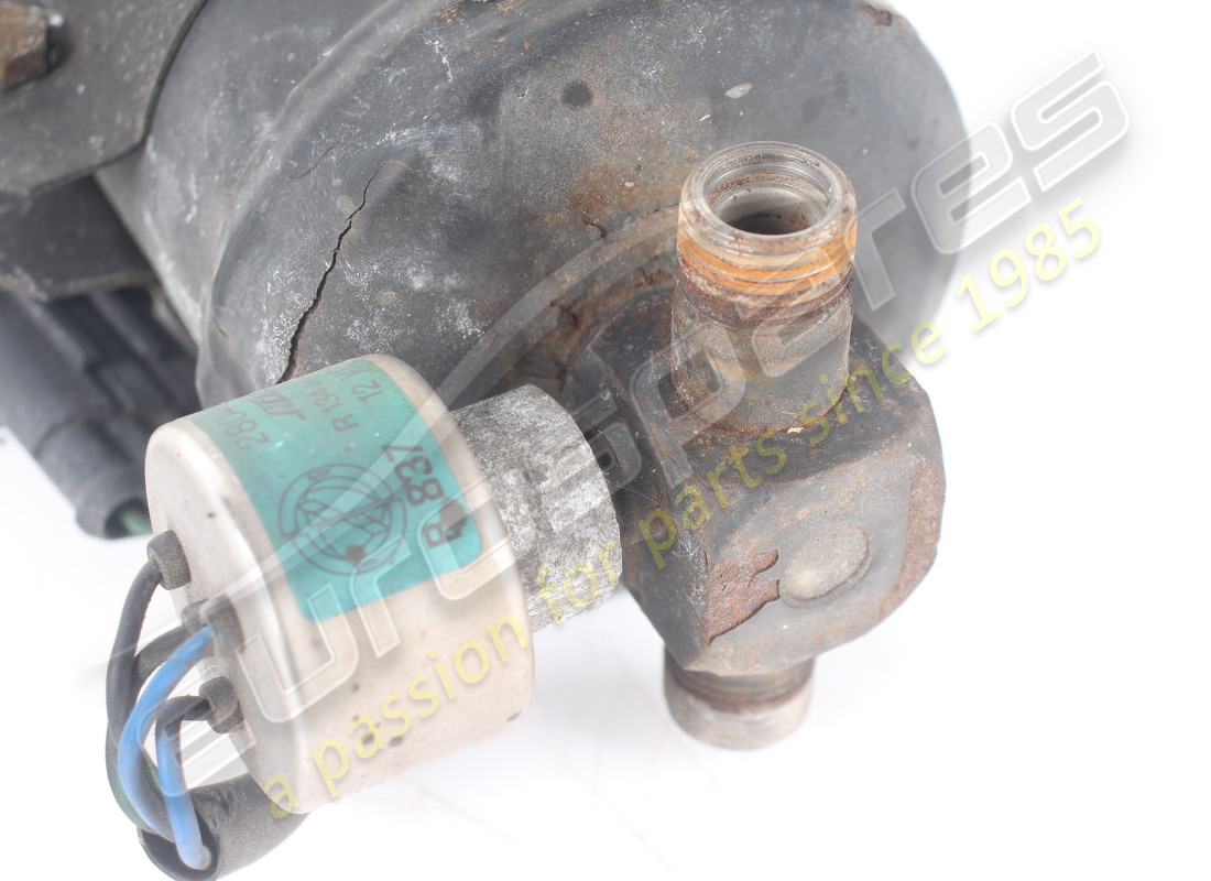 USED MASERATI COMPLETE FREON FILTER. PART NUMBER 375500174 (3) used maserati complete freon filter. part number 375500174 (3)