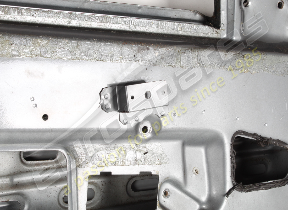 used maserati complete front lh door2nd version. part number 374530103 (8)