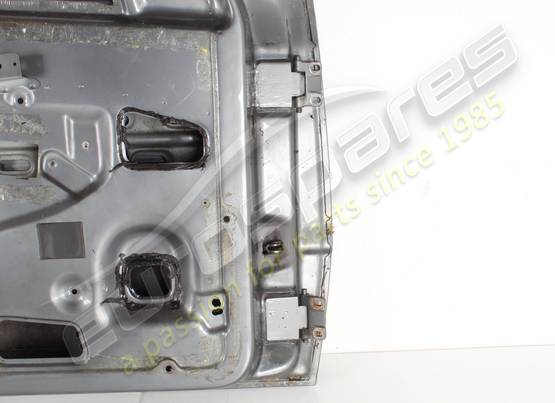 used maserati complete front lh door2nd version. part number 374530103 (9)