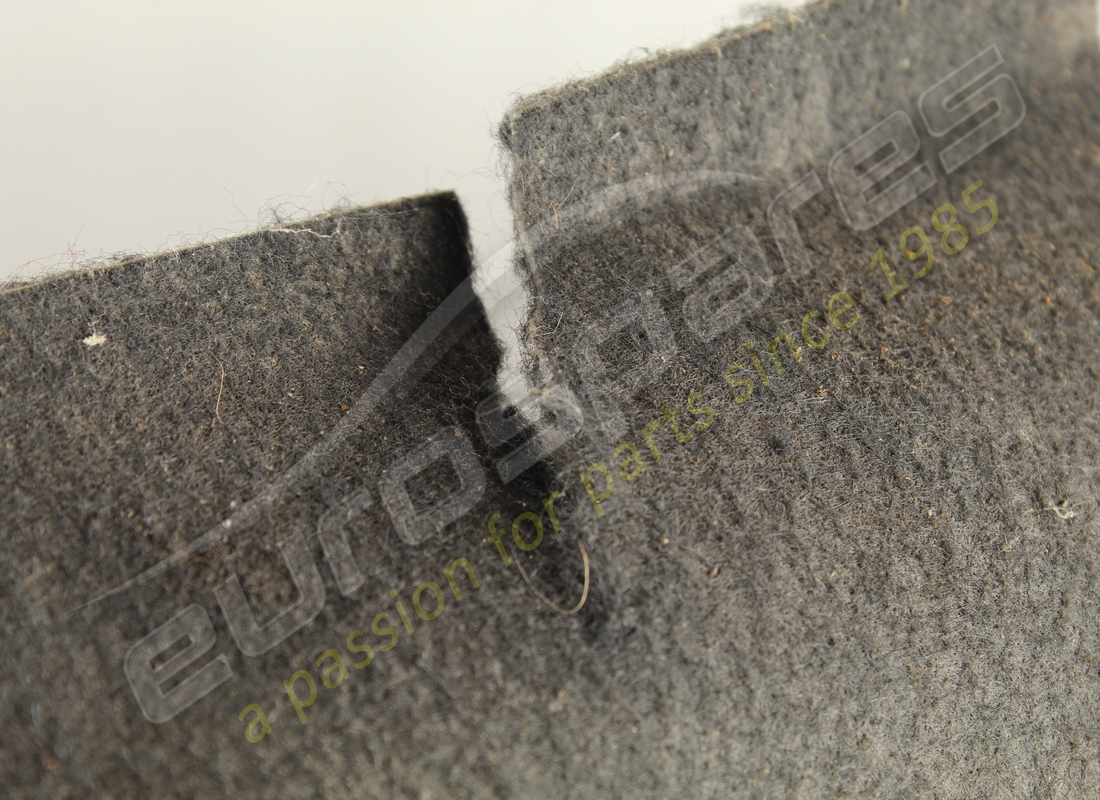 used maserati lh wheelhouse. part number 81050400 (5)