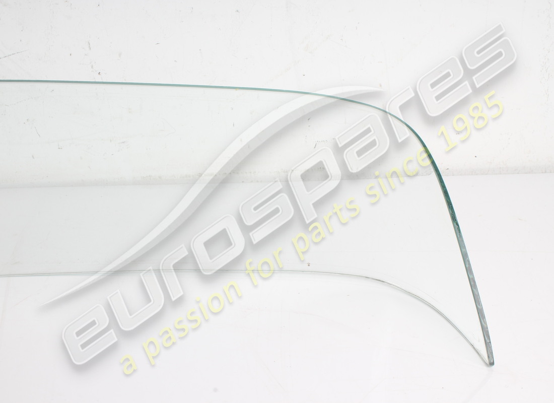 USED FERRARI REAR SCREEN. PART NUMBER 60338704 (4) used ferrari rear screen. part number 60338704 (4)