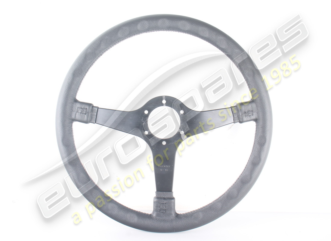 reconditioned ferrari steering wheel assembly. part number 128179 (2)