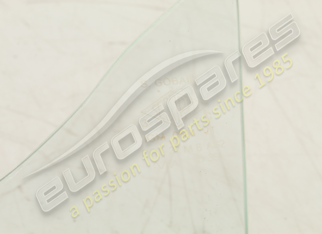 NEW (OTHER) FERRARI 246GTS LHF QUARTER VENT GLASS (NO HOLE). PART NUMBER 20284105A (2) new (other) ferrari 246gts lhf quarter vent glass (no hole). part number 20284105a (2)