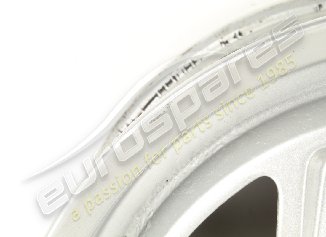 used ferrari road wheel front 3.2 mqv. part number 127465 (3)