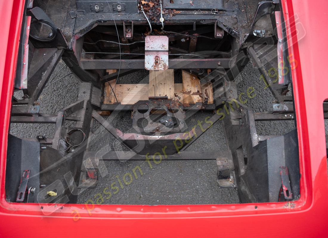 USED FERRARI FRONT END PANEL ASSEMBLY. PART NUMBER 61751200 (3) used ferrari front end panel assembly. part number 61751200 (3)