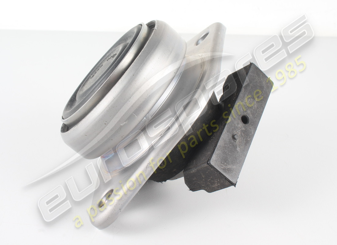 new ferrari complete lh bushing. part number 339627 (4)