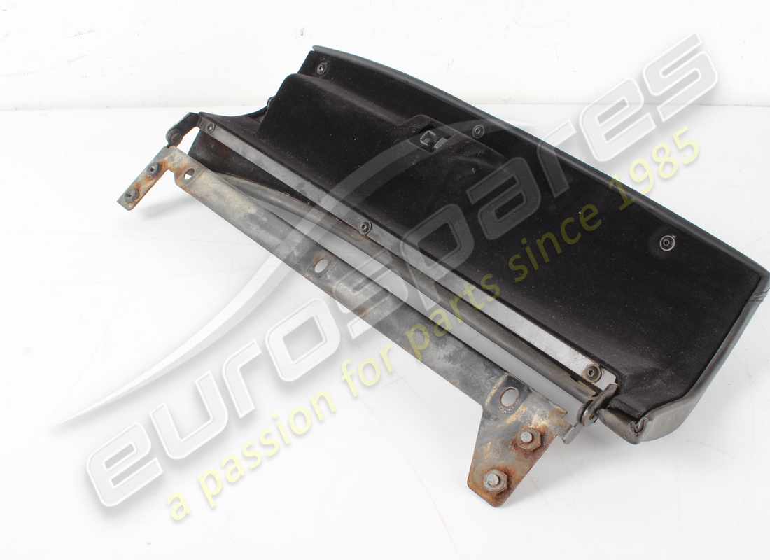 used eurospares complete glove box door. part number eap1558682 (5)