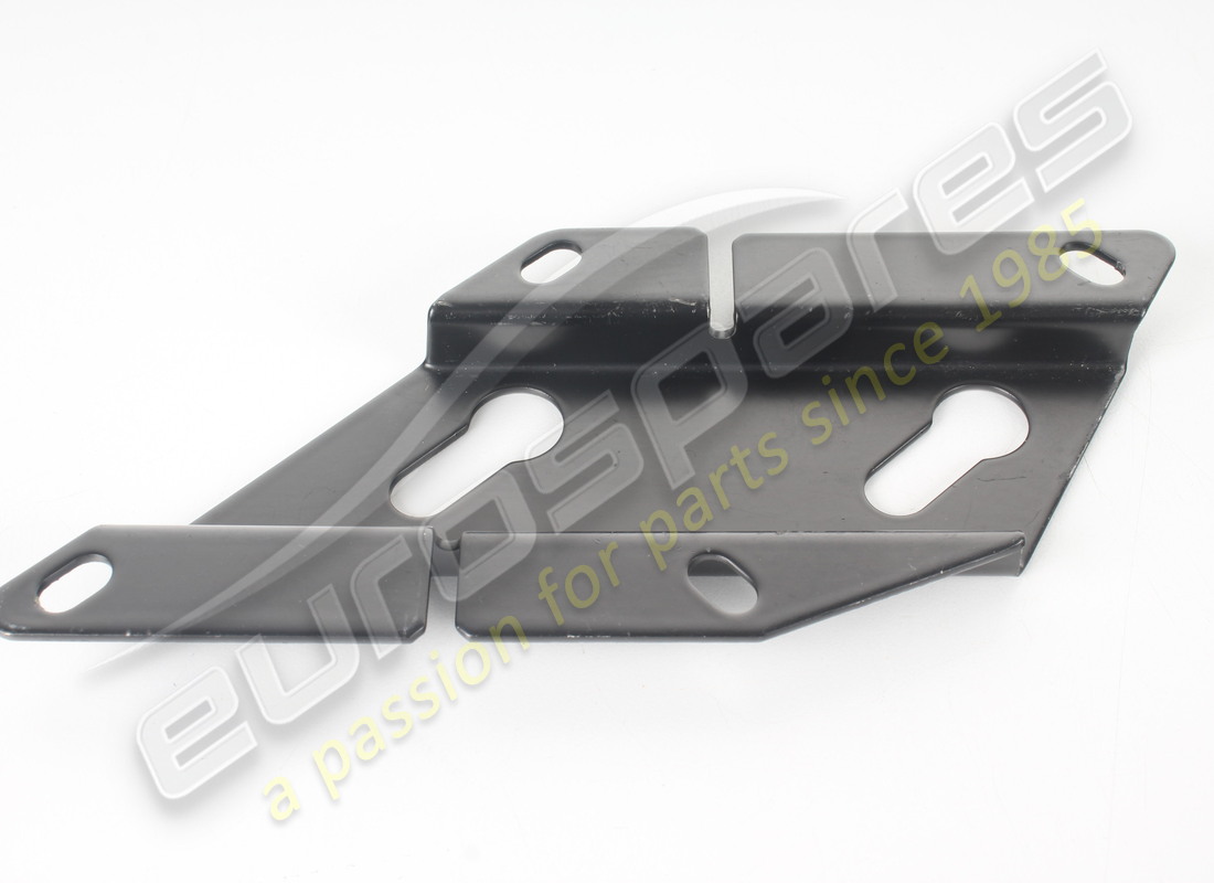 new ferrari rh plate for fixing weel. part number 63601900 (1)