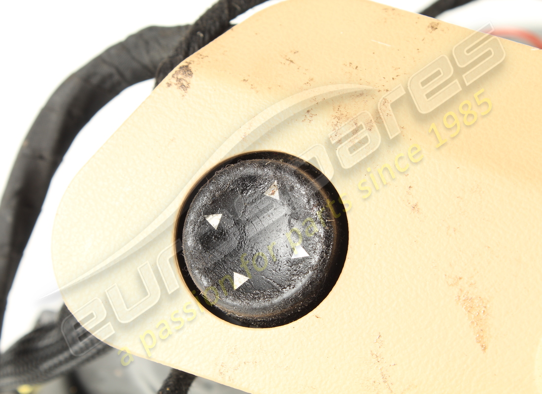 used maserati lh front cushion frame -va. part number 980139482 (7)