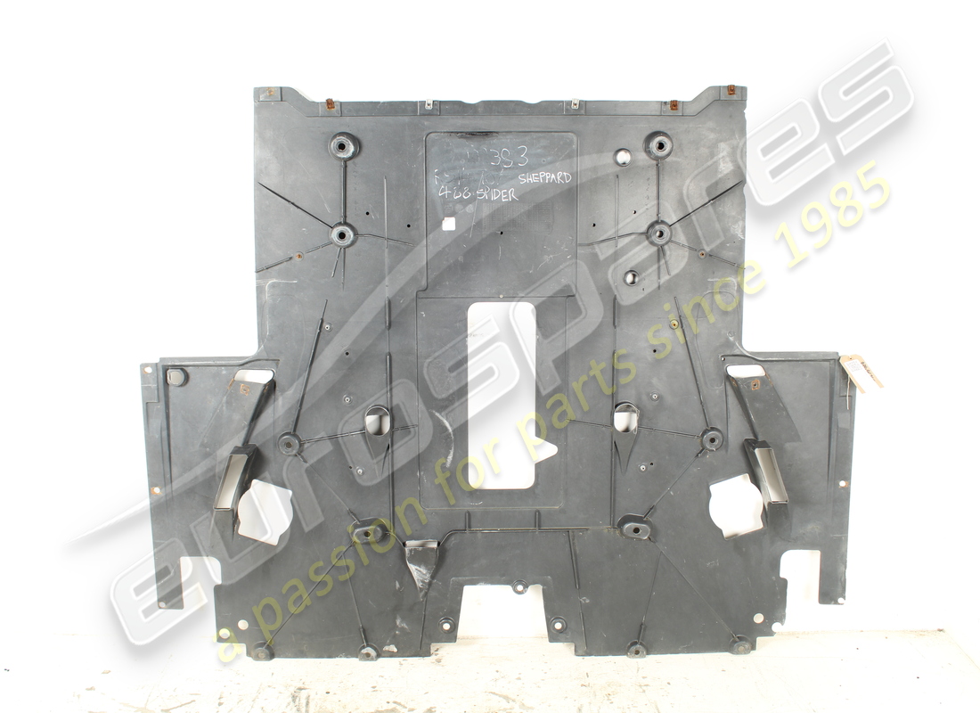 damaged ferrari rear underbody shield. part number 87496700 (1)