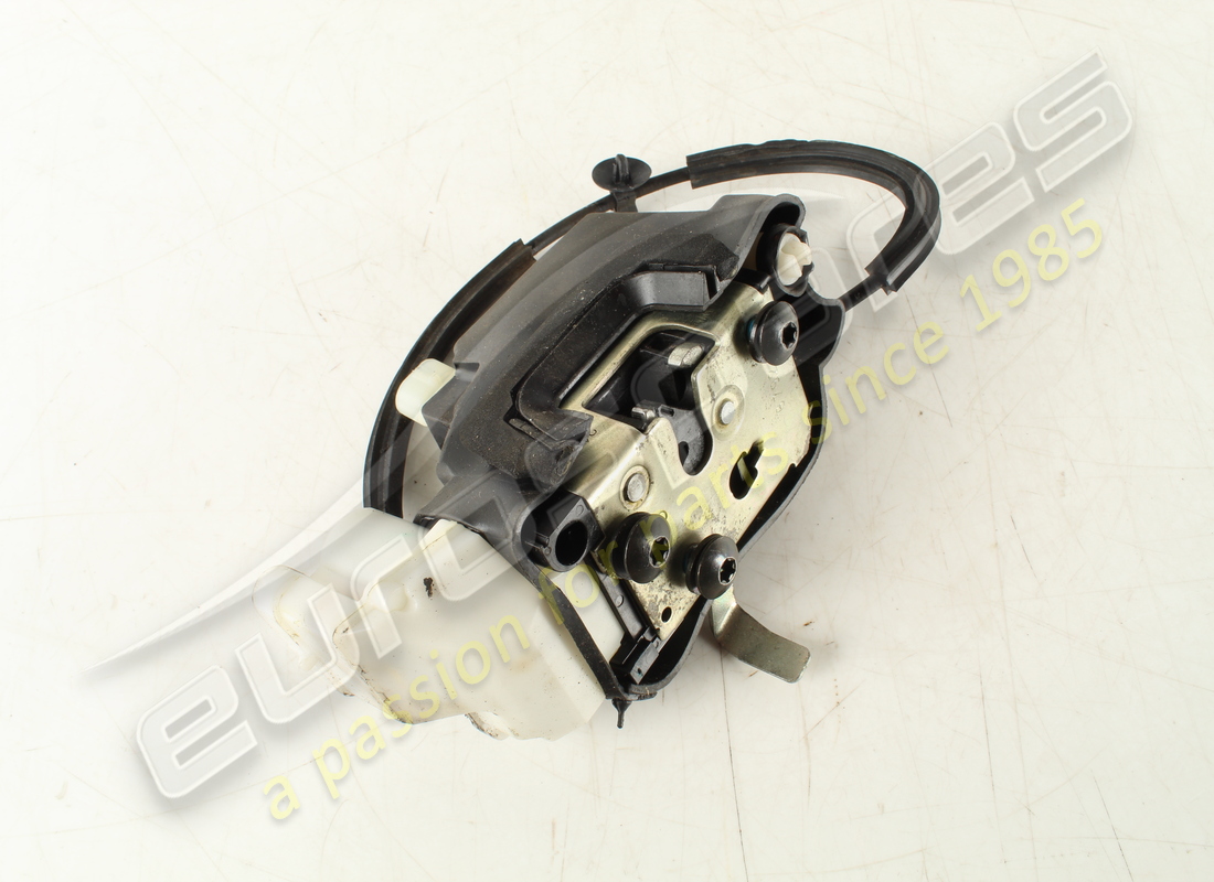 used maserati rh rear door lock. part number 68206400 (4)