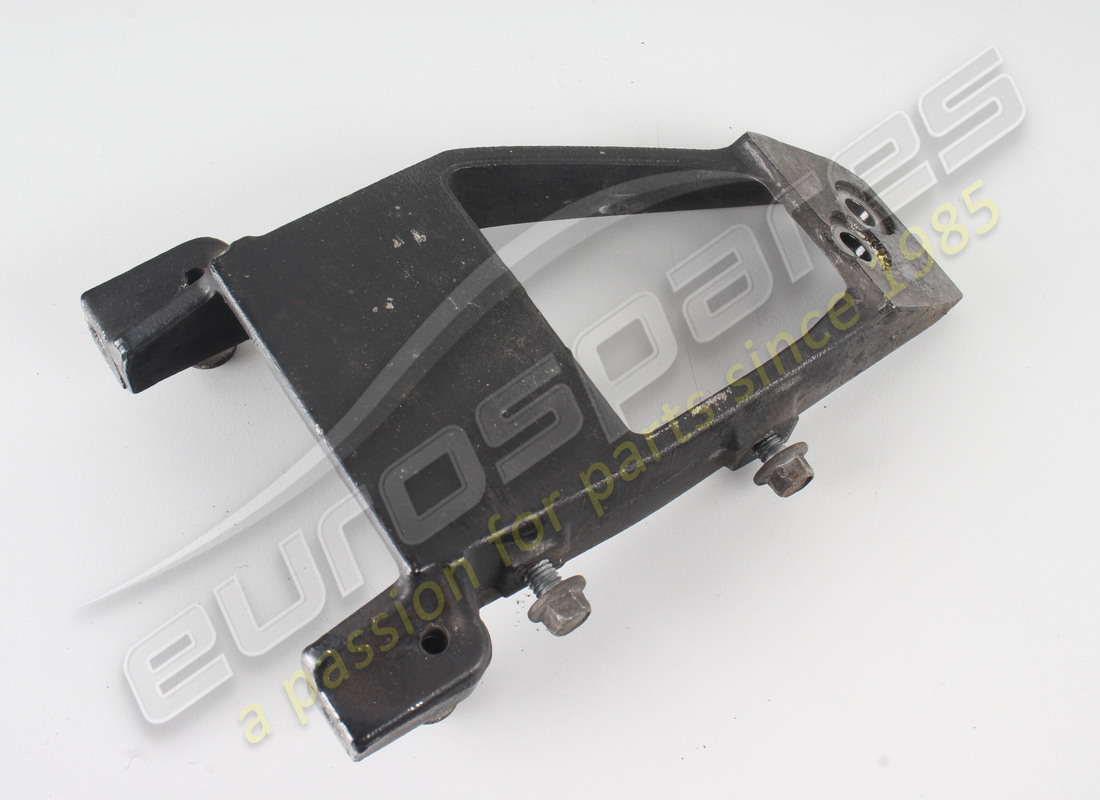 used aston martin bracket assembly, hood lock. part number 4g433804ac (2)