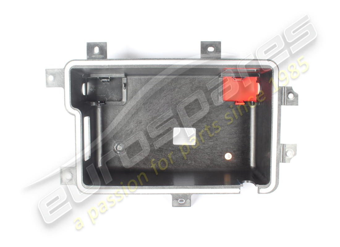 used maserati battery cover. part number 670158146 (2)