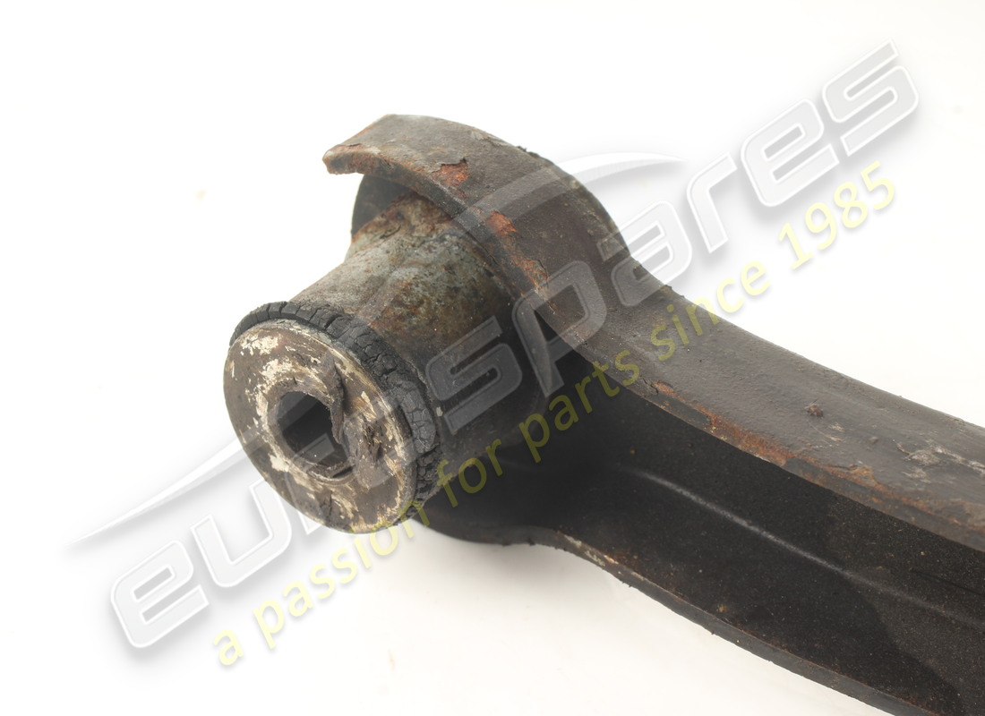 used ferrari lh front suspension upper lever. part number 131901 (2)