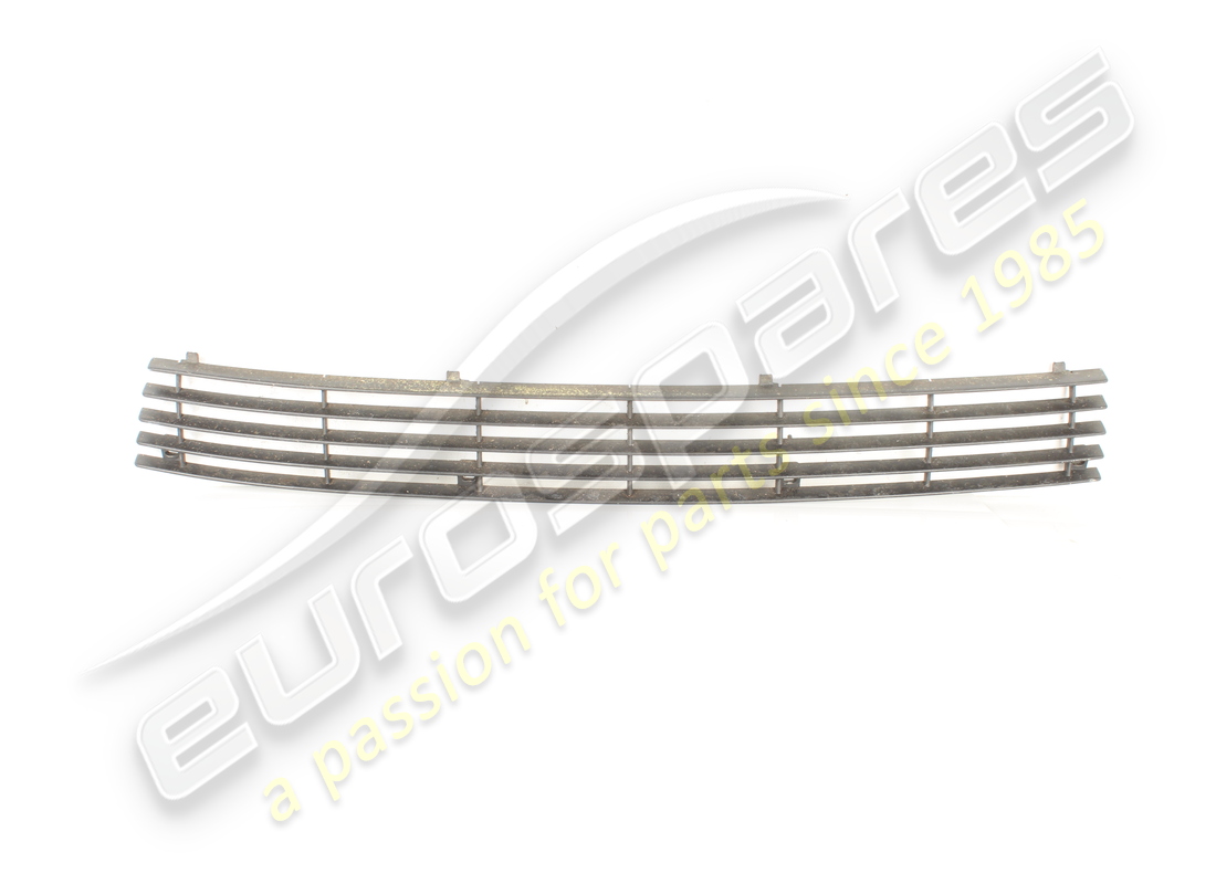used maserati front central grill 4p90. part number 376300346 (1)