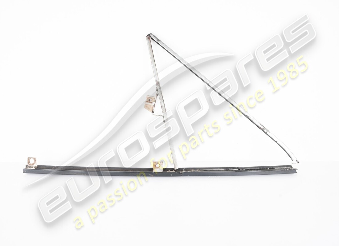 used ferrari lh main quarter light frame. part number 20283100 (1)