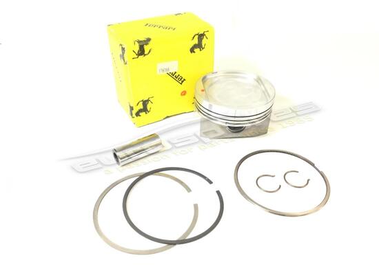 new ferrari piston with piston ring part number 156166