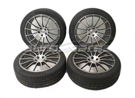 new maserati 20'' qtp wheels with tyres m156 (antracite) part number 980156312/a