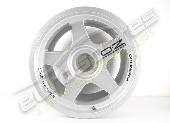 new ferrari rear wheel - oz racing (13jx17'') part number a2128