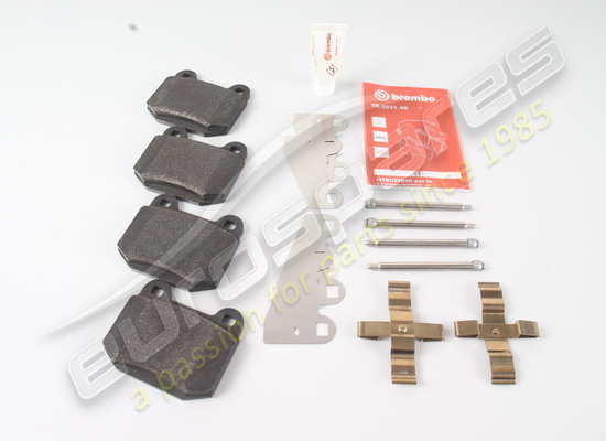 new maserati rear brake pads set part number 673010320