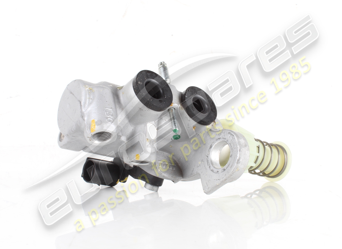 used lamborghini tandem master cylinder. part number 9y0611021 (3)