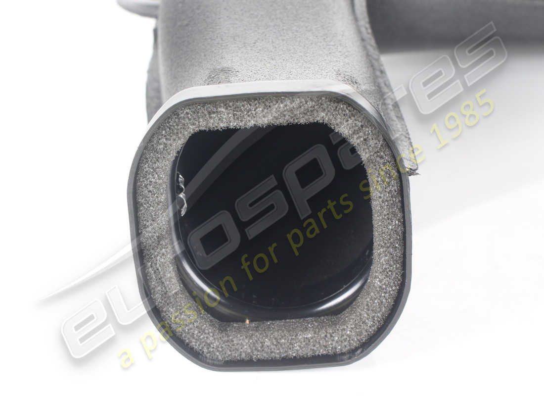 used ferrari upper driver side air duct. part number 88203800 (4)