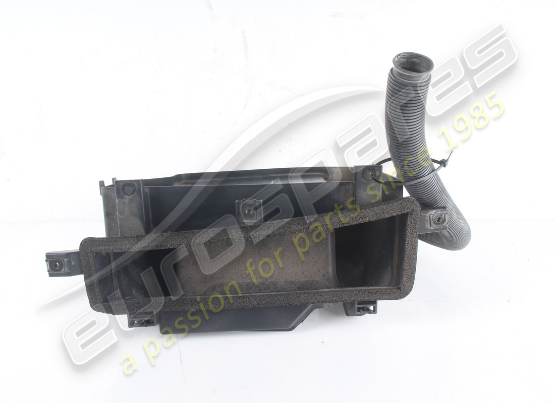 USED FERRARI AIR INTAKE TRAY, COMPLETE MOBI. PART NUMBER 88038000 (2) used ferrari air intake tray, complete mobi. part number 88038000 (2)