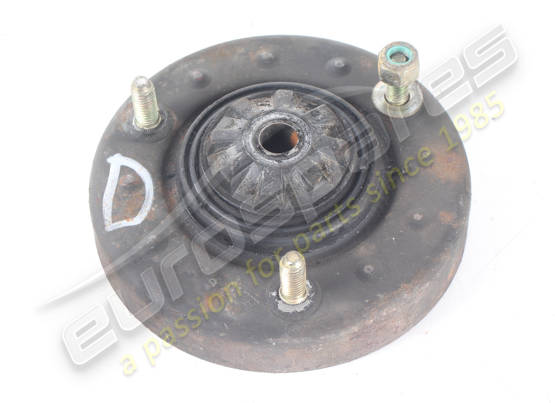 USED MASERATI REAR UPPER FLEXIBLE COUPLING. PART NUMBER 317053116 (1) used maserati rear upper flexible coupling. part number 317053116 (1)